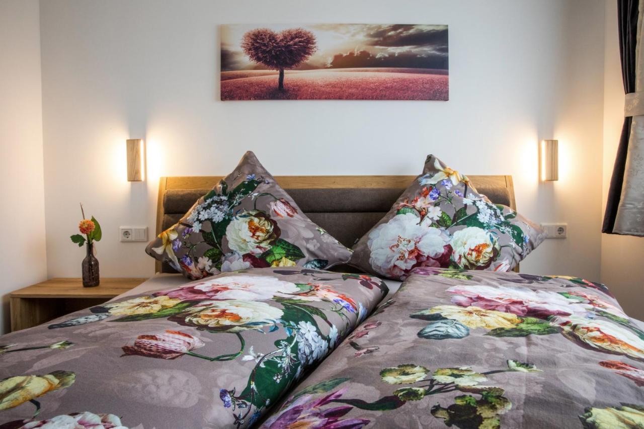 Haus Lukic Apartment คาพรูน ภายนอก รูปภาพ